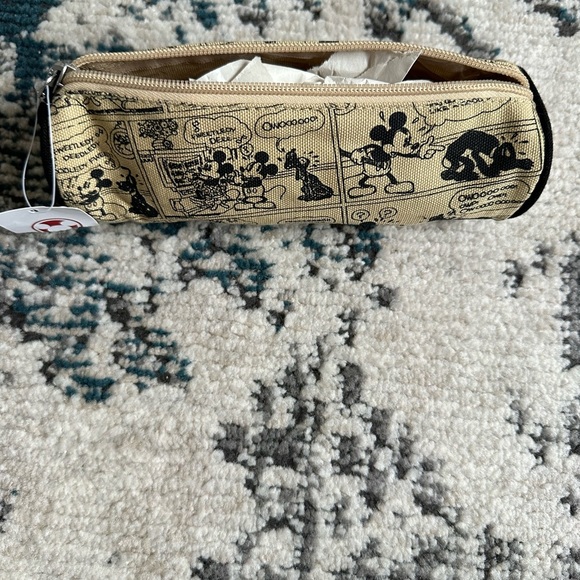 New Disney Store Mickey Mouse VTG Cartoon Comic Strip Zip Pencil/Makeup pouch - Picture 5 of 16